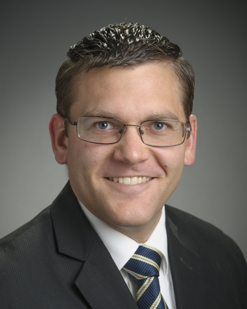 Headshot of Brad Whitaker 