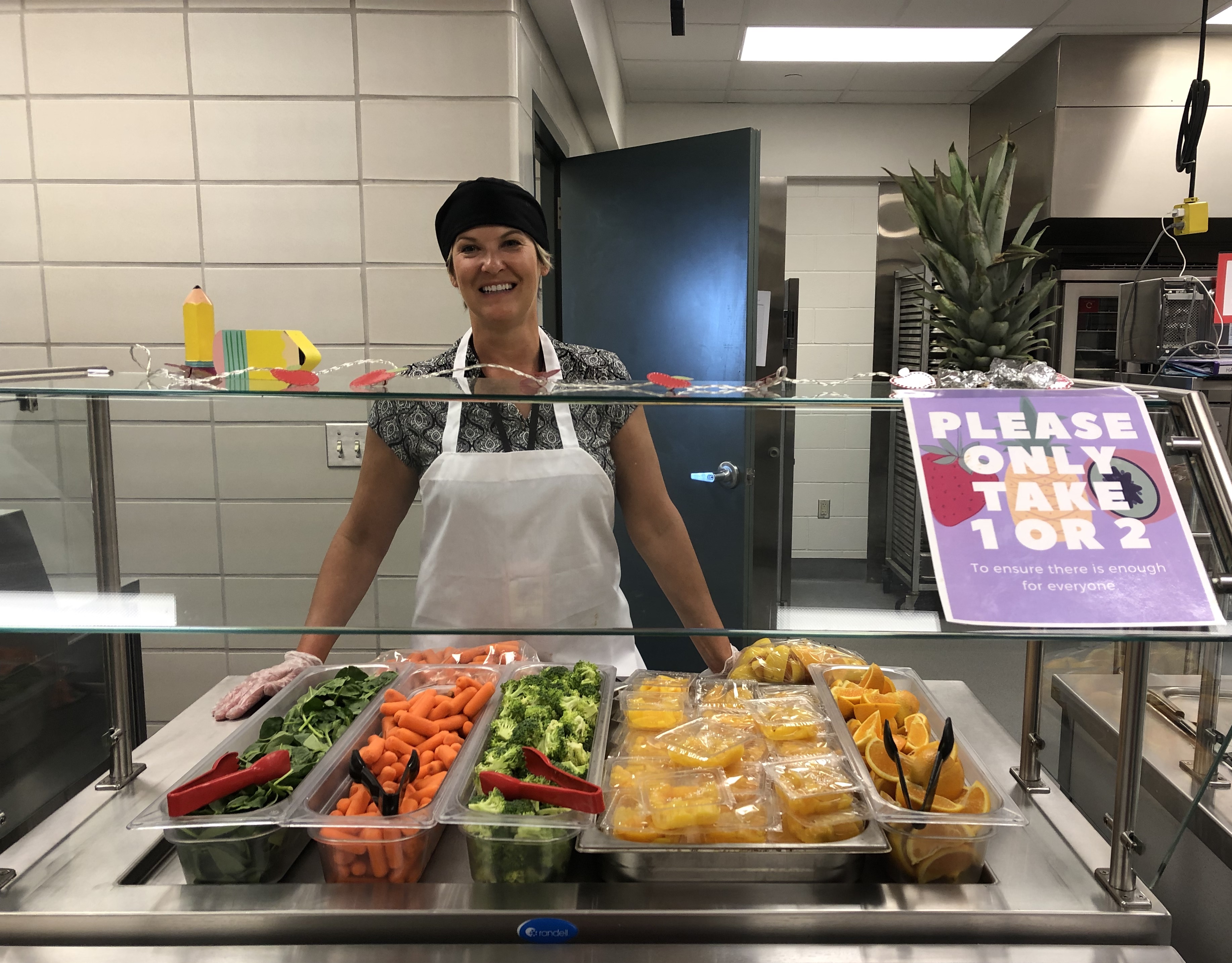 Meadowlark elem salad bar